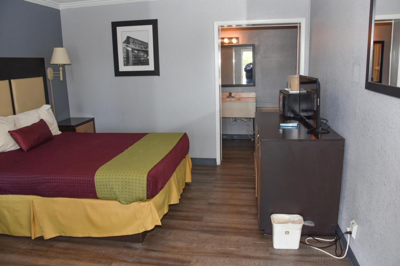 Lake Marion Inn Santee Ngoại thất bức ảnh