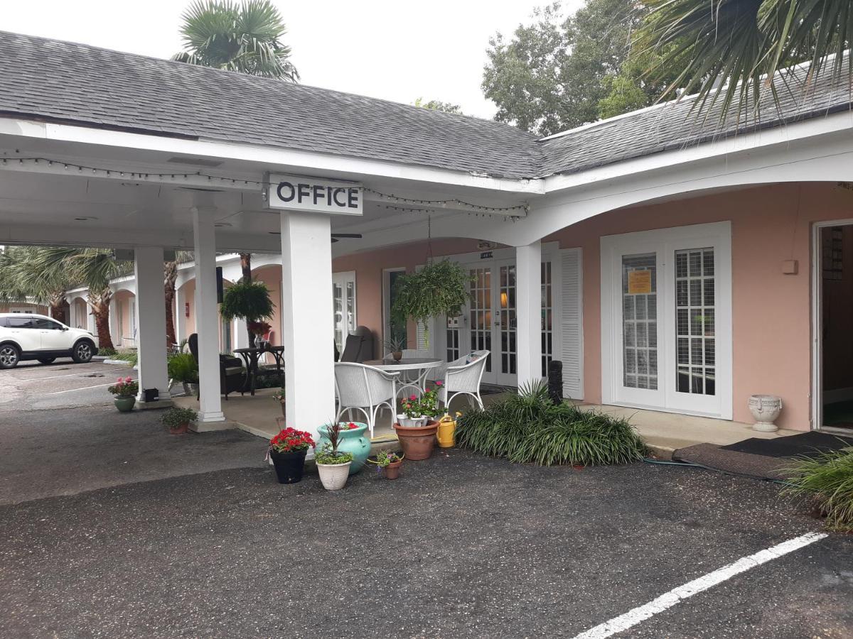 Lake Marion Inn Santee Ngoại thất bức ảnh